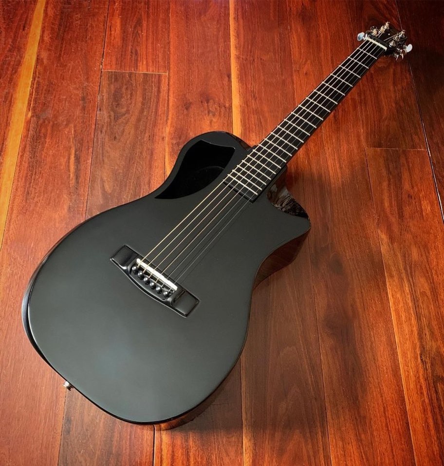 Black Gloss Carbon Travel Guitar - OF660