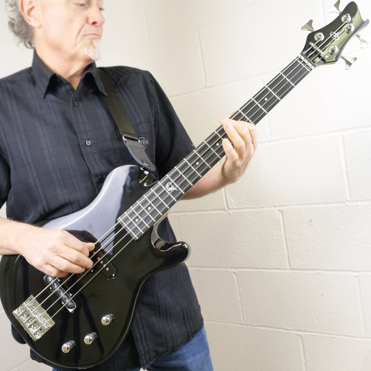 Overhead Electric Black Travel Bass Guitar - OEB990BK